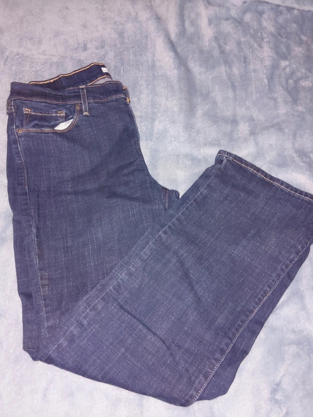 Classic Women's Bootcut Levi Jeans